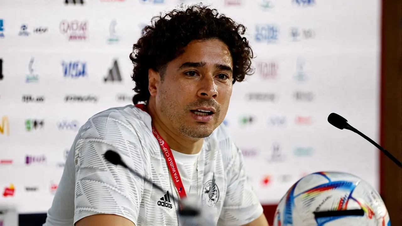 Ochoa volta à Seleção após lesão de Malagón rumo à Copa 2026